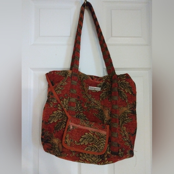 Isabella's Journey Tapestry Tote 16X12 in. Long - Picture 5 of 6